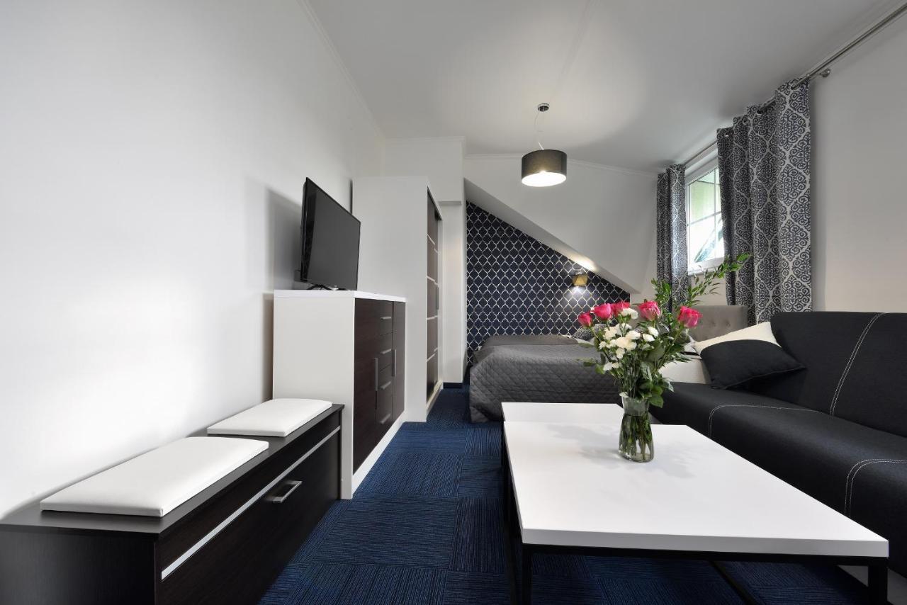Hotel Agat Piotrków Trybunalski Εξωτερικό φωτογραφία