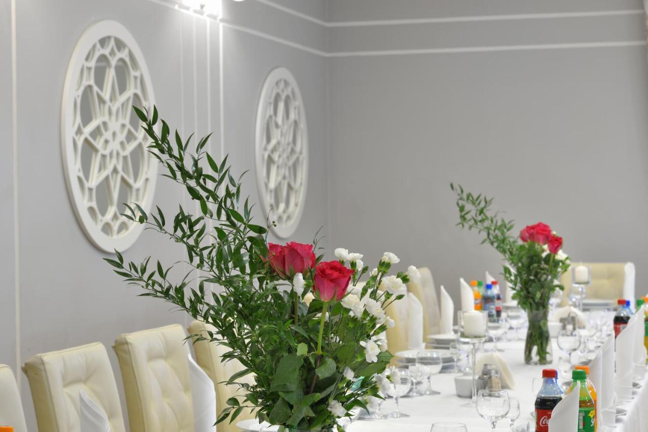Hotel Agat Piotrków Trybunalski Εξωτερικό φωτογραφία