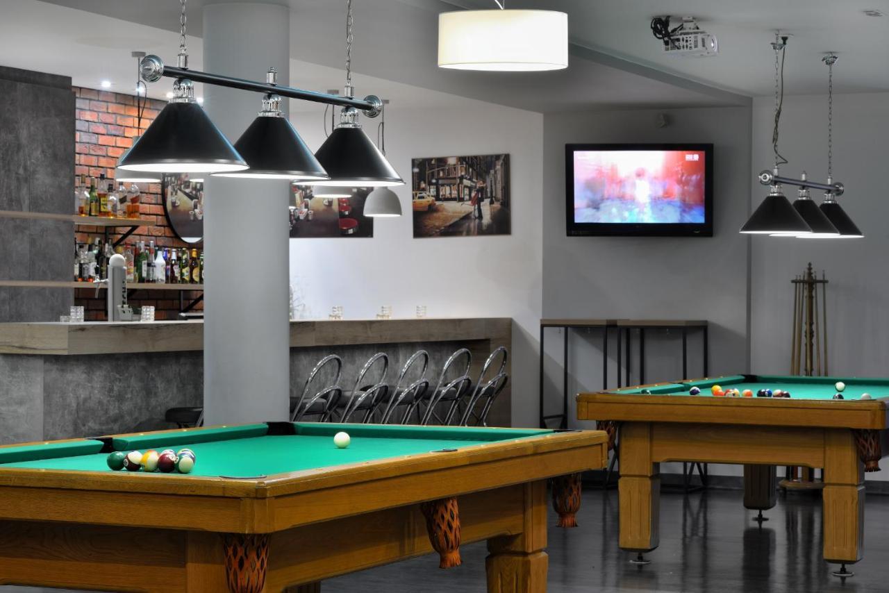 Hotel Agat Piotrków Trybunalski Εξωτερικό φωτογραφία