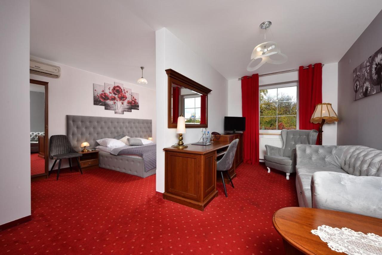 Hotel Agat Piotrków Trybunalski Εξωτερικό φωτογραφία