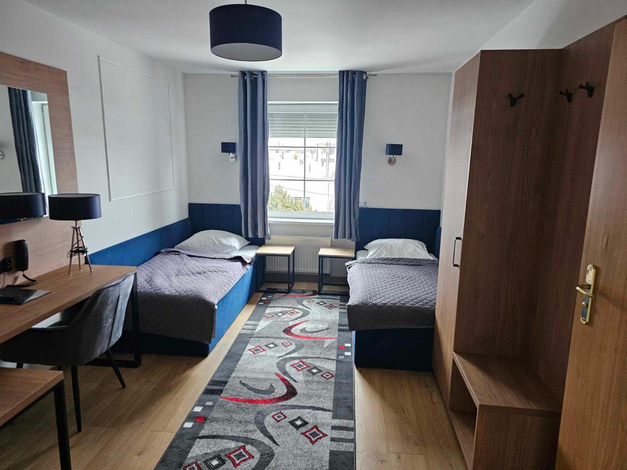 Hotel Agat Piotrków Trybunalski Εξωτερικό φωτογραφία